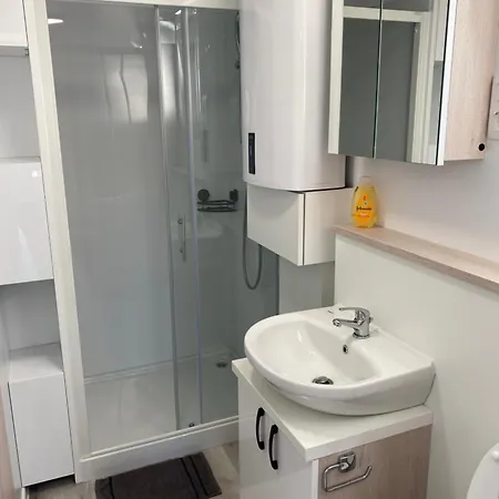 Novigrad Sea-house Heroina - Hausboot דירה Novigrad Istria