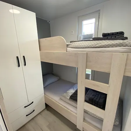 Novigrad Sea-house Heroina - Hausboot *