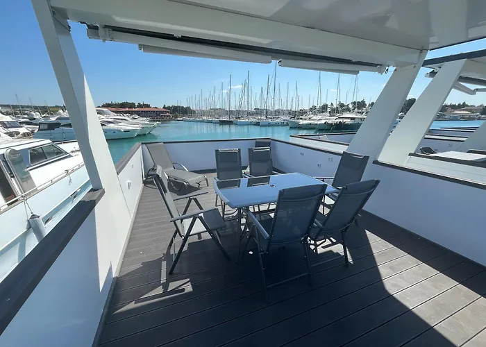 Novigrad Sea-house Heroina - Hausboot * Novigrad Istria